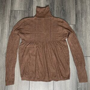 Zara Pointelle Open Knit Babydoll
Turtleneck Sweater, Size Medium